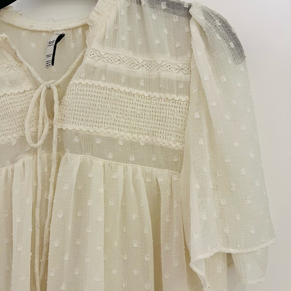 Off white blouse size XS - Picture 4 of 10